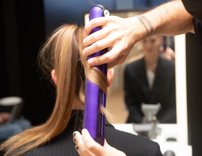 Utilisation du lisseur Dyson Corrale™